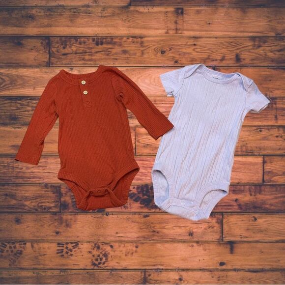 5 for $25🔥Carter's/ Cat & Jack Bundle of 2 Bodysuits Baby Girl Size 3-6 Months - Picture 1 of 6